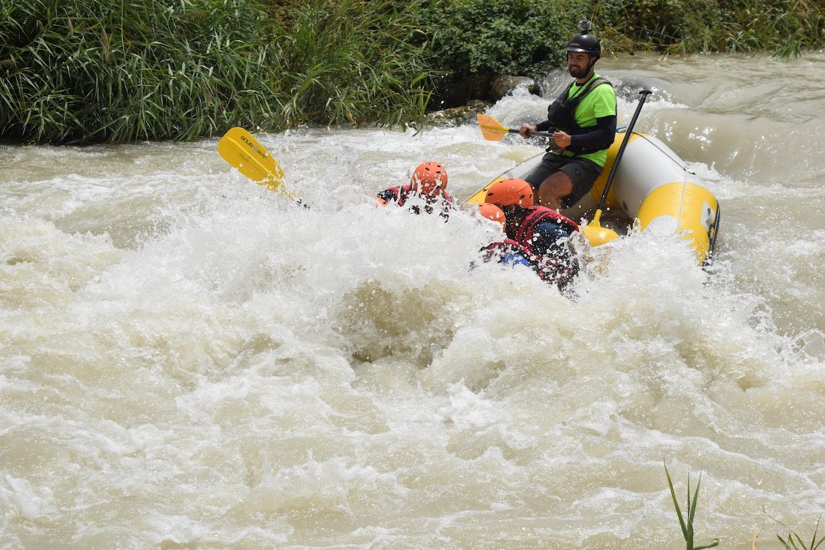 Pablo guia de rafting y aventuras benameji